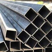Труба профильная 40х40мм, длина 6м, стенка 2мм, вес 14кг/шт